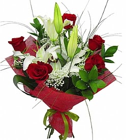 1 dal kazablanka 5 kırmızı gül buketi  Bursa çiçek yenişehir çiçekçi mağazası 