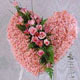 kalp pano karankil ve güller   Bursadaki çiçekçi bursaya çiçek 