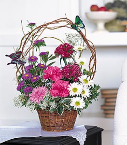  Bursa çiçek ucuz çiçek gönder  sepet içerisinde karanfil gerbera ve kir çiçekleri