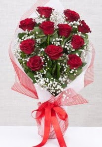 11 kırmızı gülden buket çiçeği  Çiçekçi Bursa sitesi gemlik güvenli kaliteli hızlı çiçek 